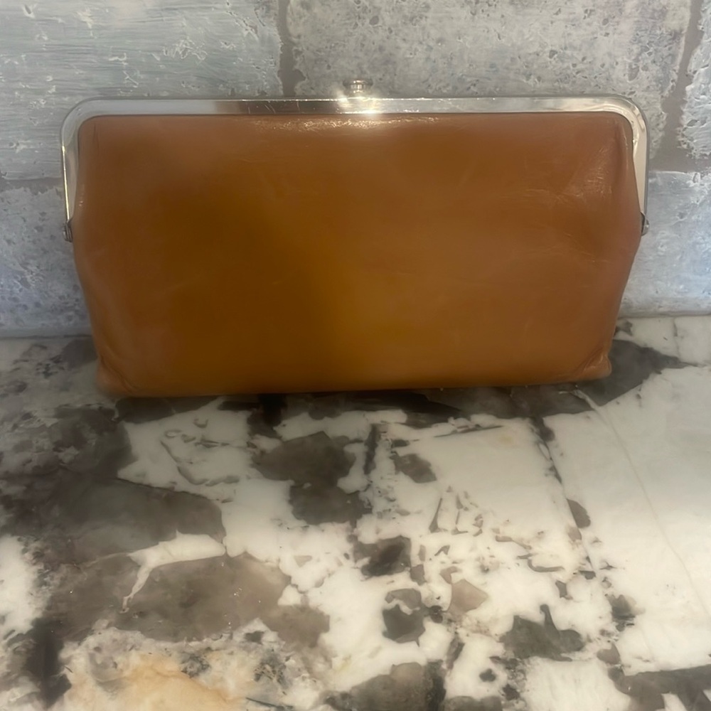 HOBO Lauren Wallet (Camel color)